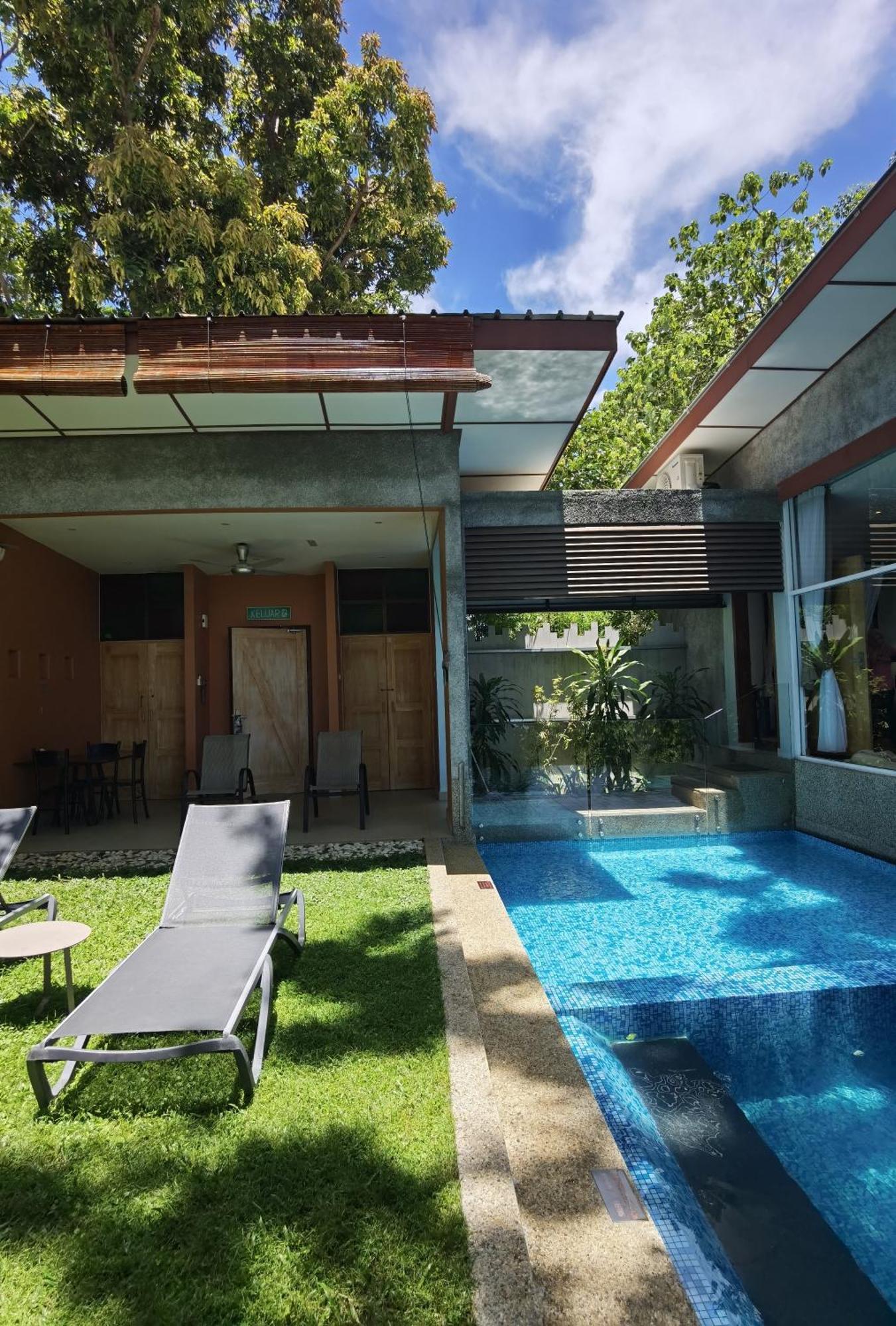 Ambong Pool Villas - Private Pool Pantai Cenang  Exterior photo